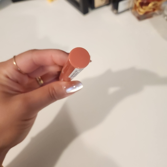 NWT NYX Cosmetics | Fat Oil Slick Click Vegan Lip Balm, Shade "Story or Post" - Picture 9 of 11